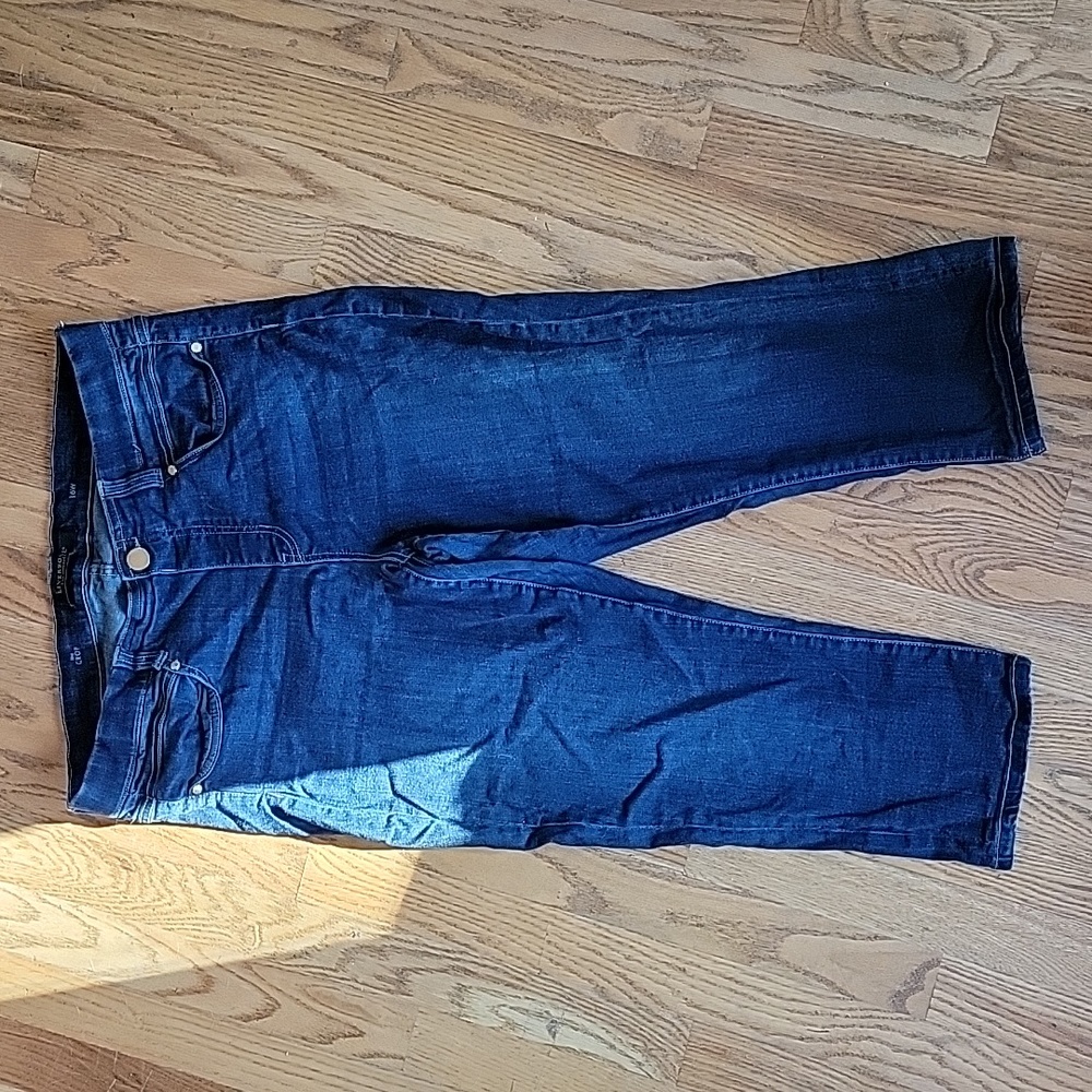 Slip on denim capri